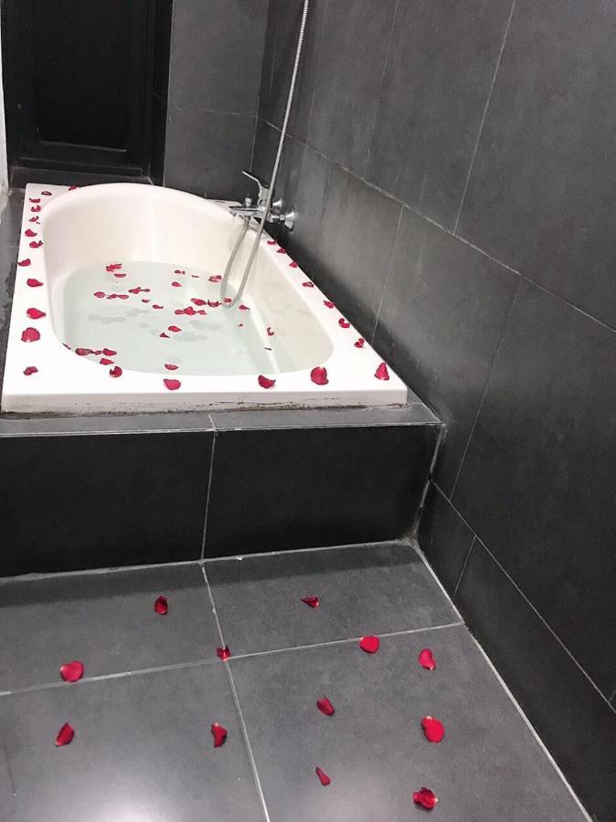 Duc Dat Quang Trung Khách sạn 2*